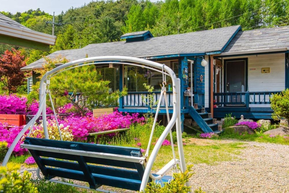 Pyeongchang Zermatt Pension Family, Couple Экстерьер фото